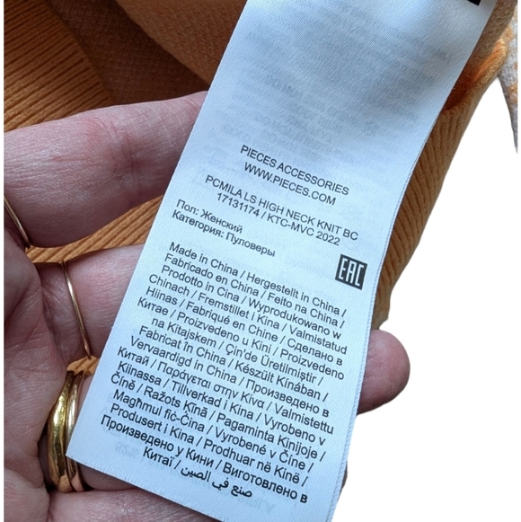 Pieces Mila Long-Sleeve Highneck Knit Sweater Flax Orange White Women's Medium - Picture 9 of 12